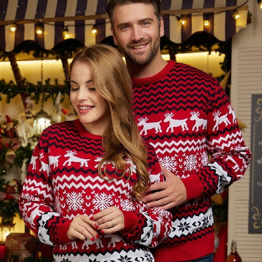 Pull de Noël Couple – Motifs Rennes & Flocons – Disponible en Rouge ou Blanc | Look Festif Unisex