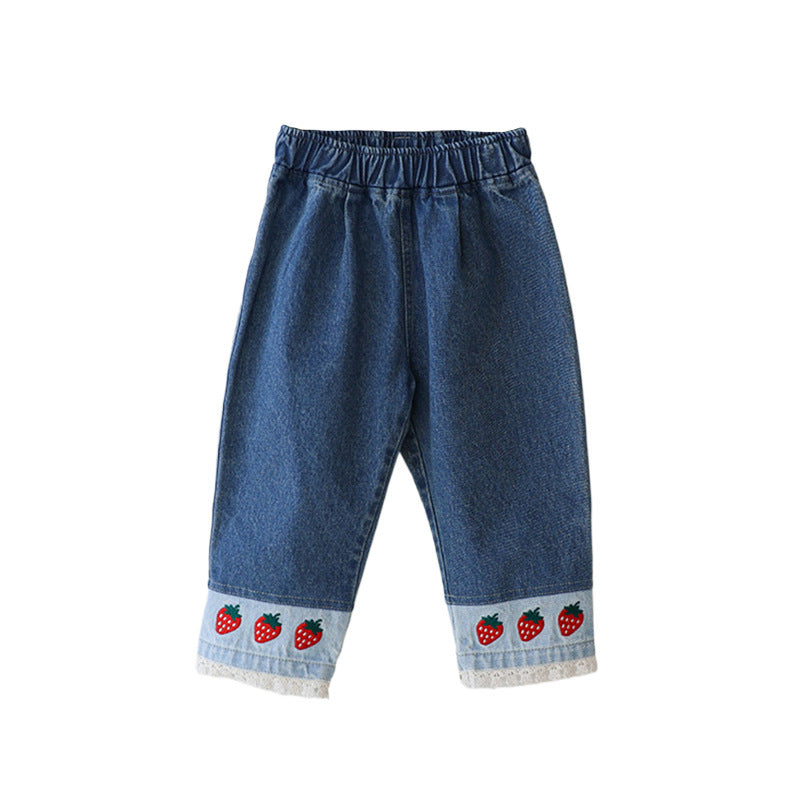 Jean Enfant Brodé Fraises – Coupe Confort & Ourlets Dentelle