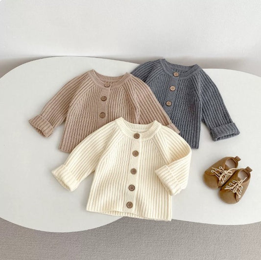 Cardigan Tricot Bébé – Ultra Doux, Chaud & Minimaliste